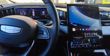 Установка голосового, навигации и приложений на Geely Atlas New в Ставраполе